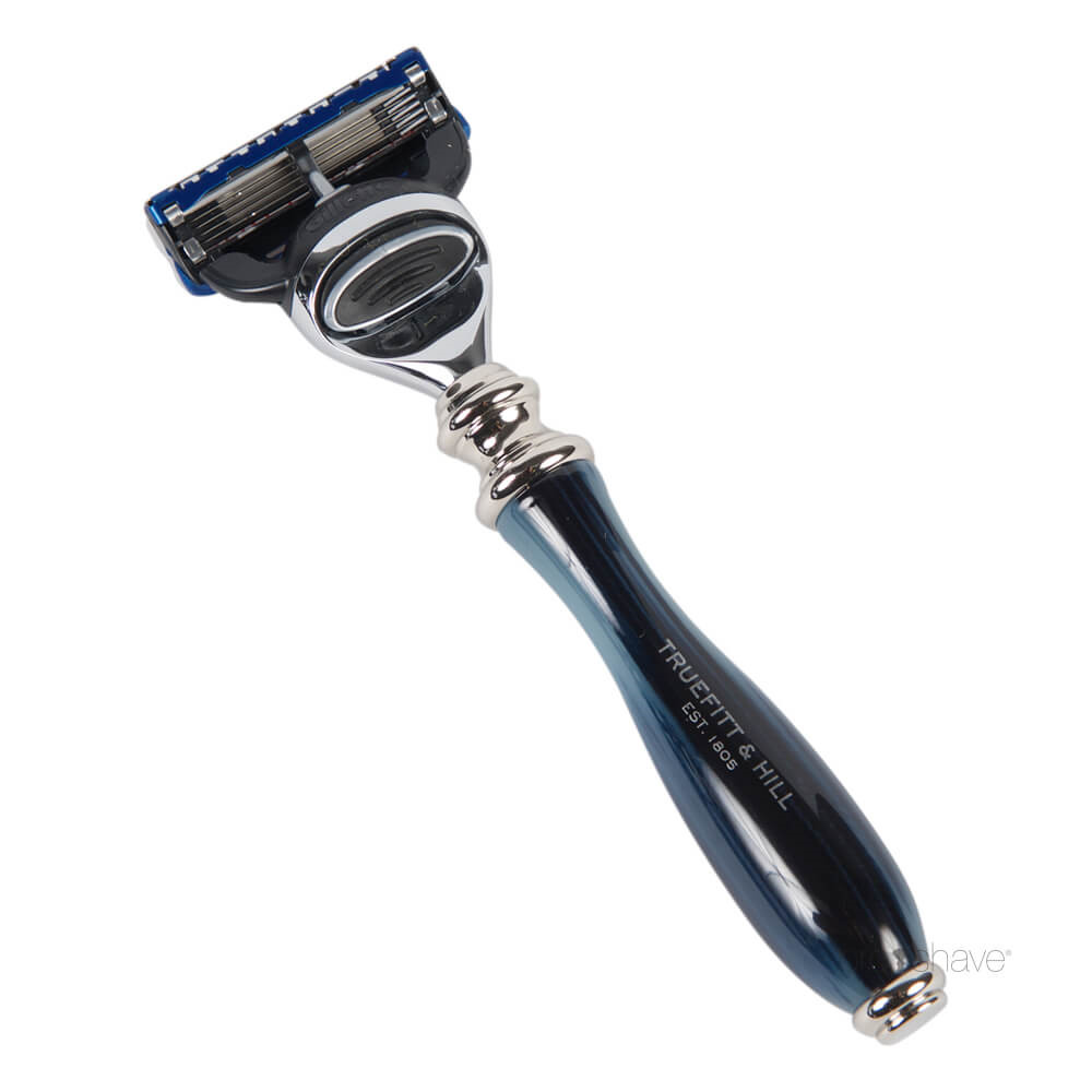 Se Truefitt & Hill Fusion Skraber, Wellington, Faux Blue Opal hos Proshave