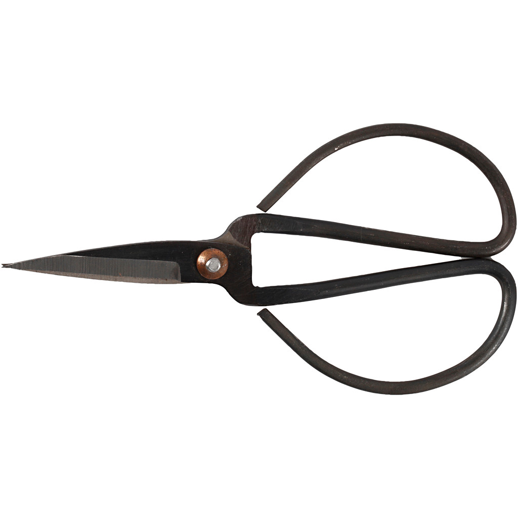 Gammeldags saks Længde: 15 cm Bredde: 8 cm | sort