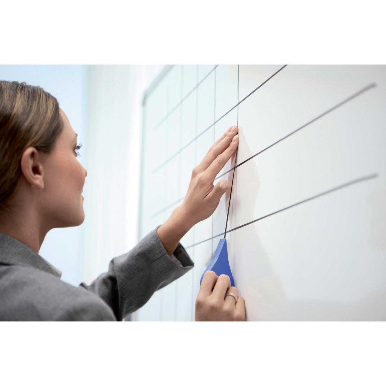 Tape til whiteboard sort 1,5 mm Nobo - 10 meter