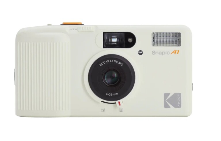 Kodak Snapic A1 35mm Film Camera, White