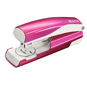 Leitz stapler 5502 WOW 30 sheets pink