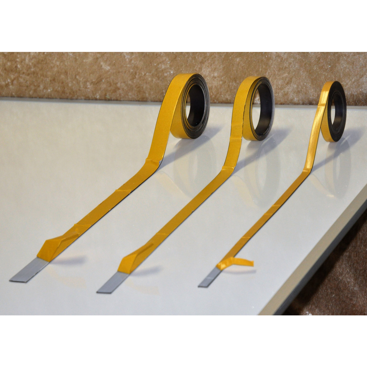 Magnet tape 19 mm x 30 meter x 1.5 mm brun