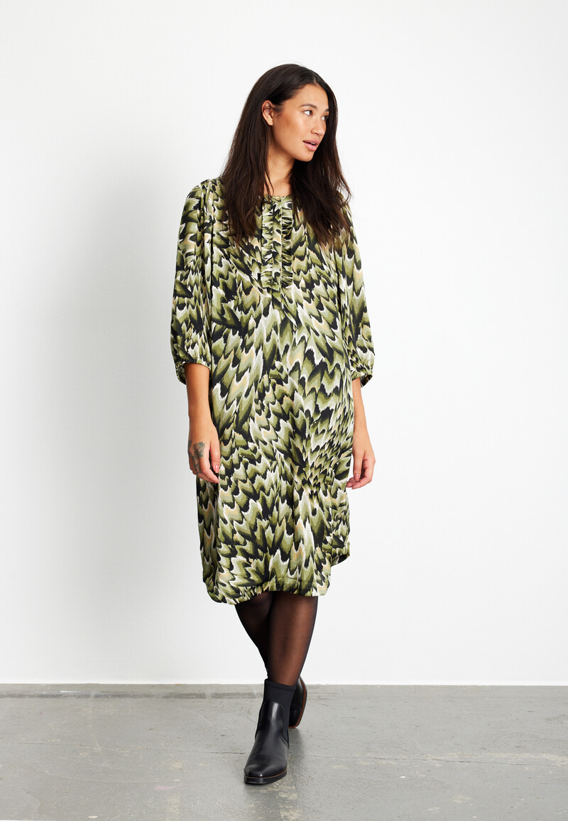 IN FRONT CHANTAL DRESS 15434 615 (Green 615, S)
