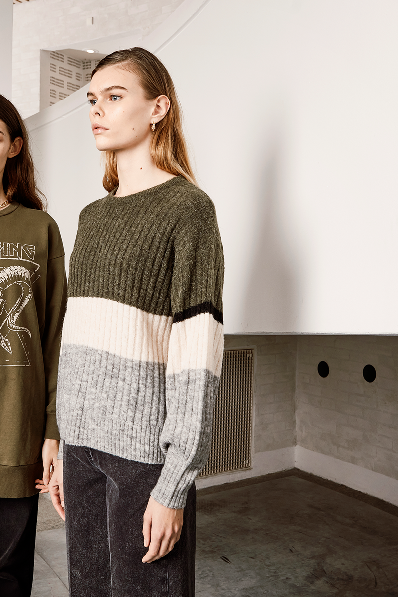14: ICHI AMARA LS RIB KNIT 20114637 190512 (Ivy Green, XS)