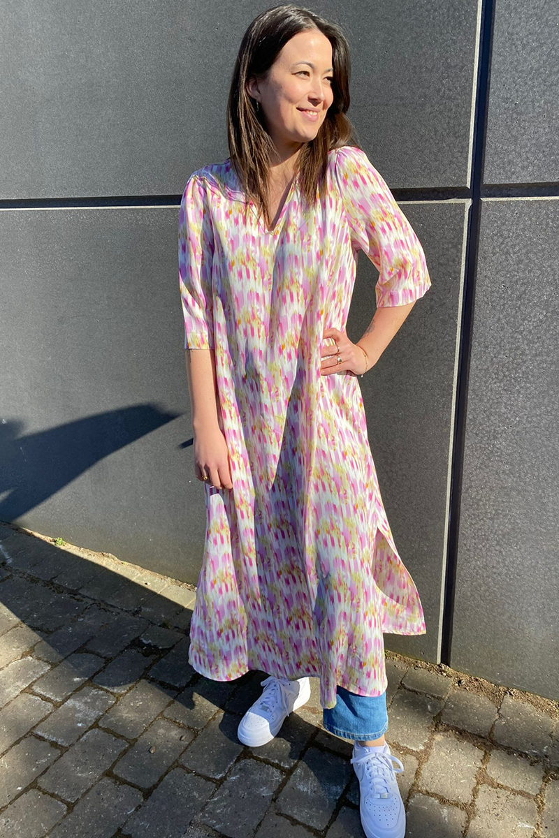 Love & Divine Love812 Kjole 15225 551 Pink, Størrelse: XS, Farve: Pink Water Print, Dame