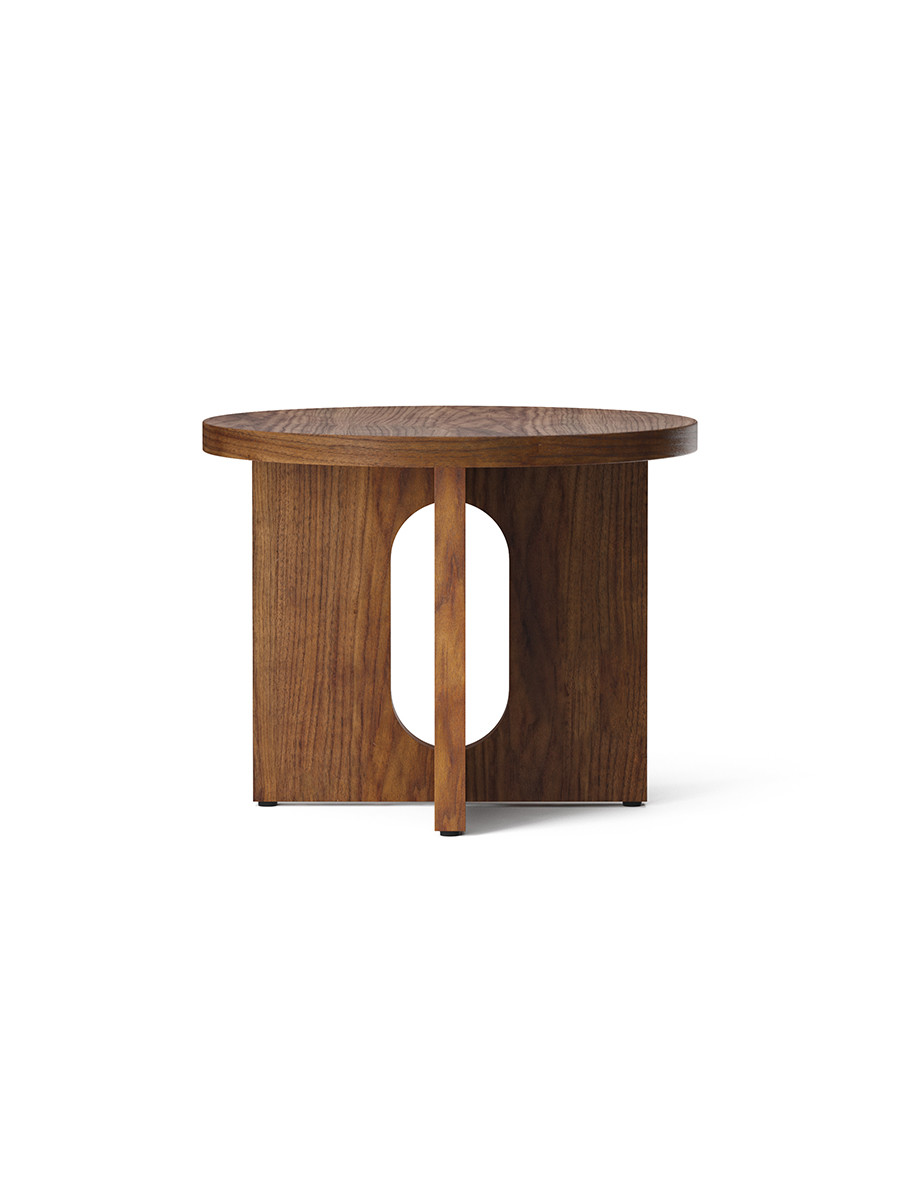 Androgyne Side Table, Ø50 cm fra Audo Copenhagen (Valnød)