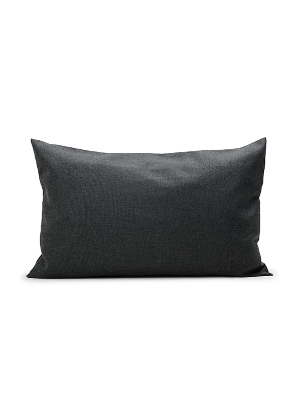 Skagerak Barriere Pude fra Fritz Hansen (80×50, Charcoal)