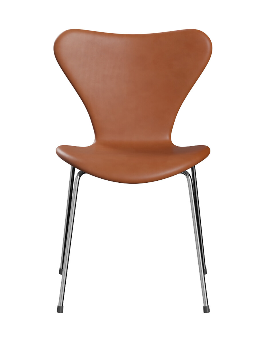 Billede af 3107 Serie 7, fuldpolstret af Arne Jacobsen (Valnød, Grace læder)