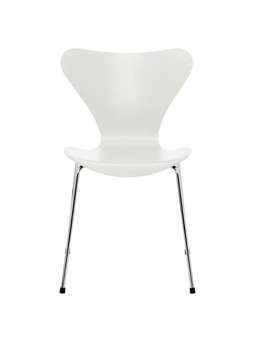 Billede af 3107 stol, farvet ask hvid/krom stel af Arne Jacobsen