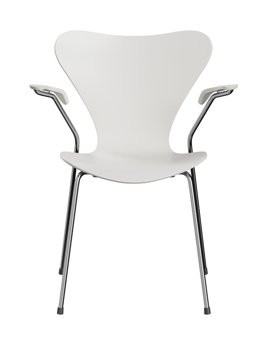 Billede af 3207 Serie 7 Armstol af Arne Jacobsen (Uden polstring, Lakeret, Hvid)