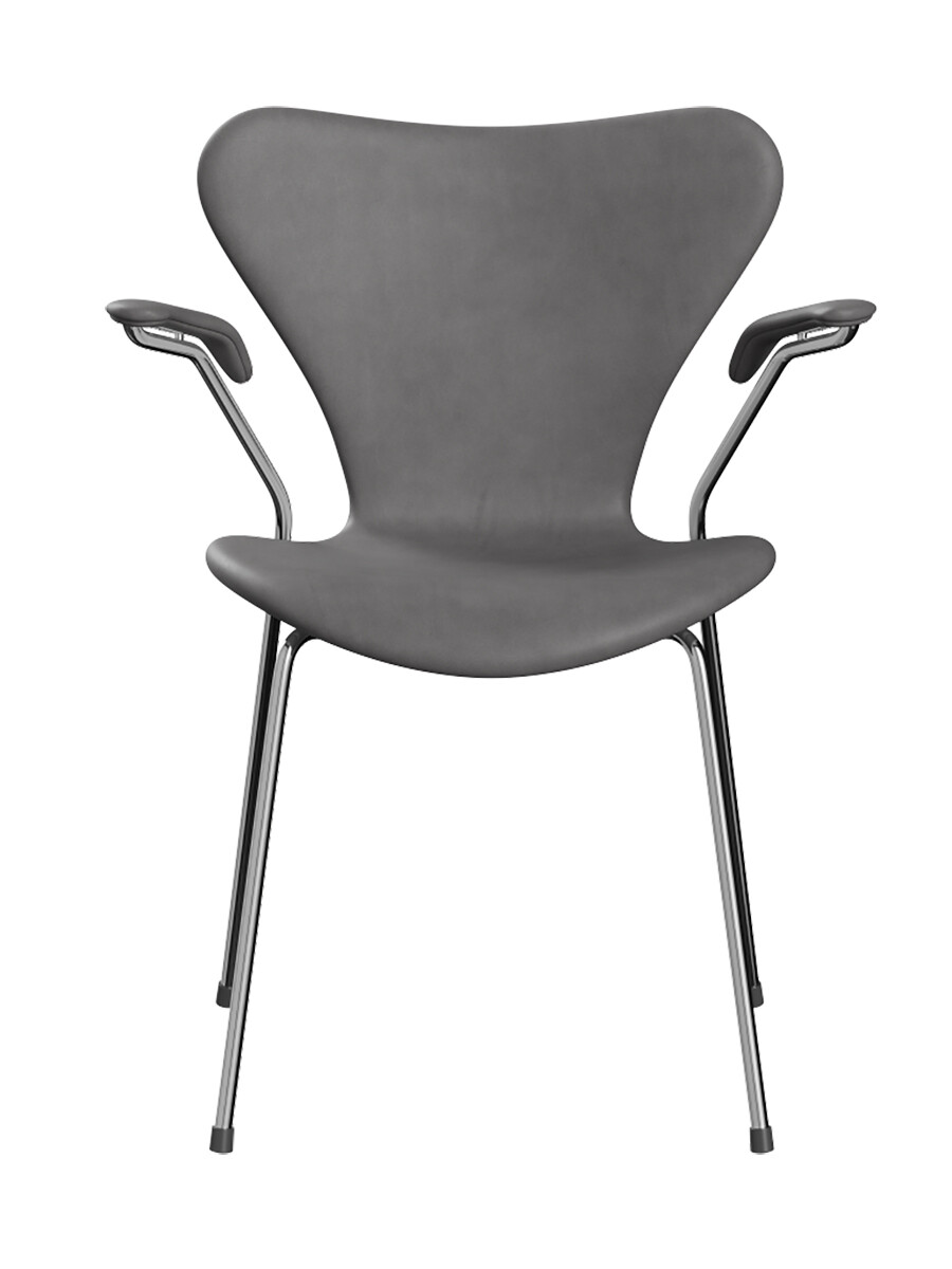 Billede af 3207 Serie 7 Armstol af Arne Jacobsen (Concrete, Fuldpolstret, Embrace læder)