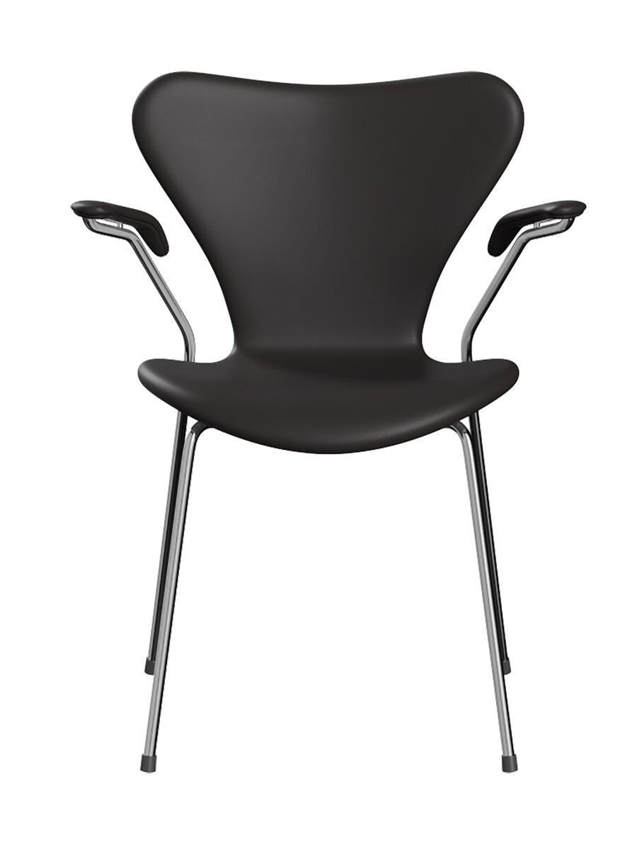 Billede af 3207 Serie 7 Armstol af Arne Jacobsen (Fuldpolstret, Soft læder, Sort/brun)