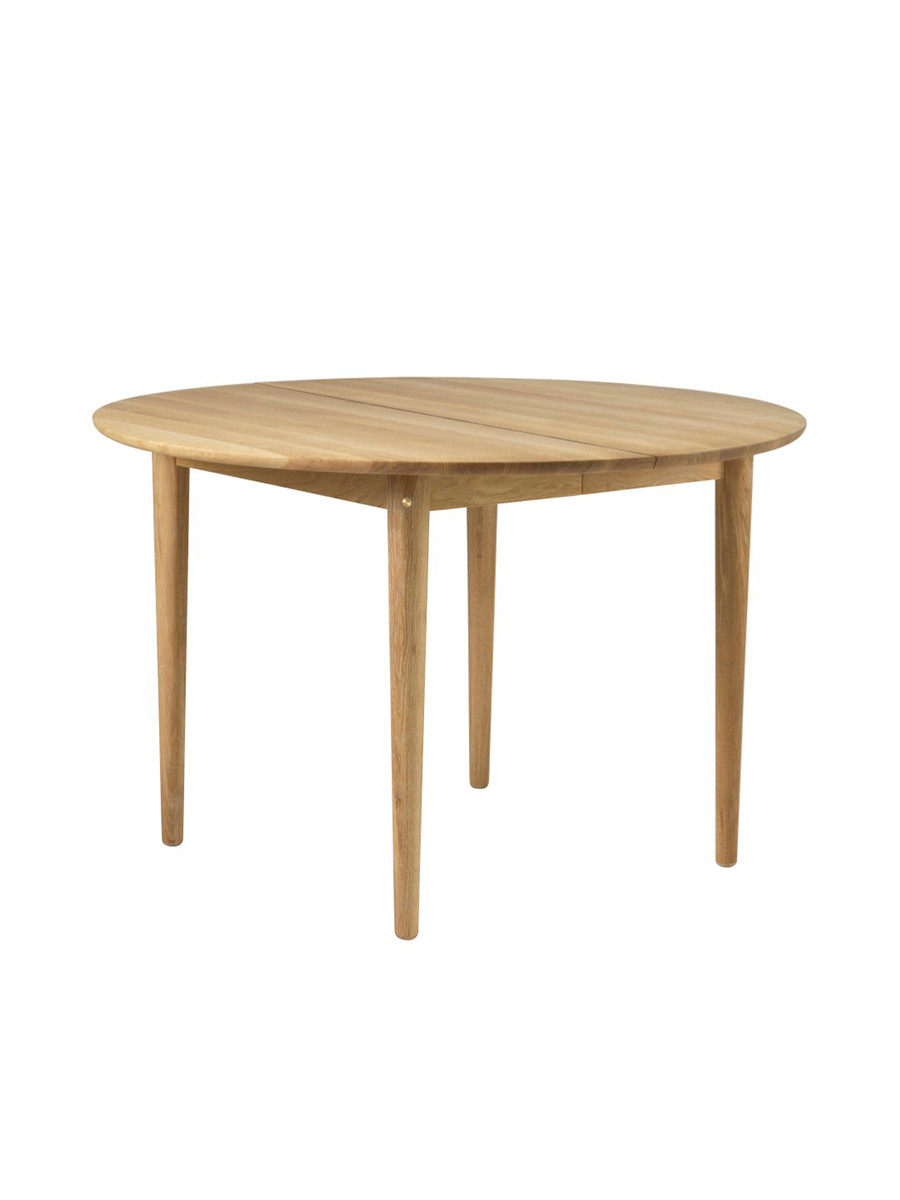 C62E Spisebord fra FDB Møbler (Olieret eg)