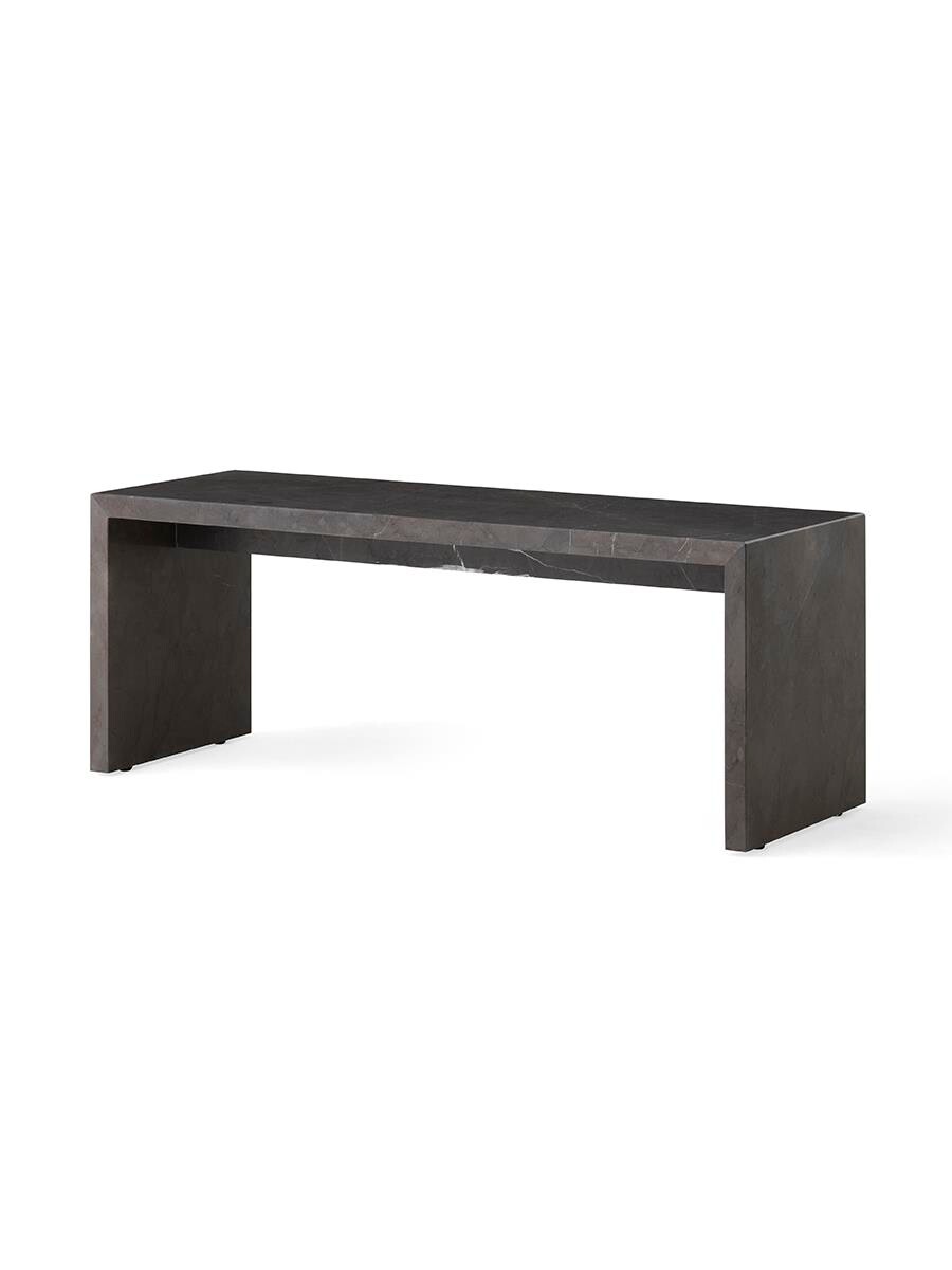 Plinth Bridge, Grey Kendzo marble fra Audo Copenhagen