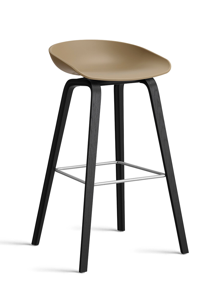 About a Stool AAS32 fra Hay (Sortbejdset eg, Clay, Høj / B 50 x D 46 x H 74/85 cm)