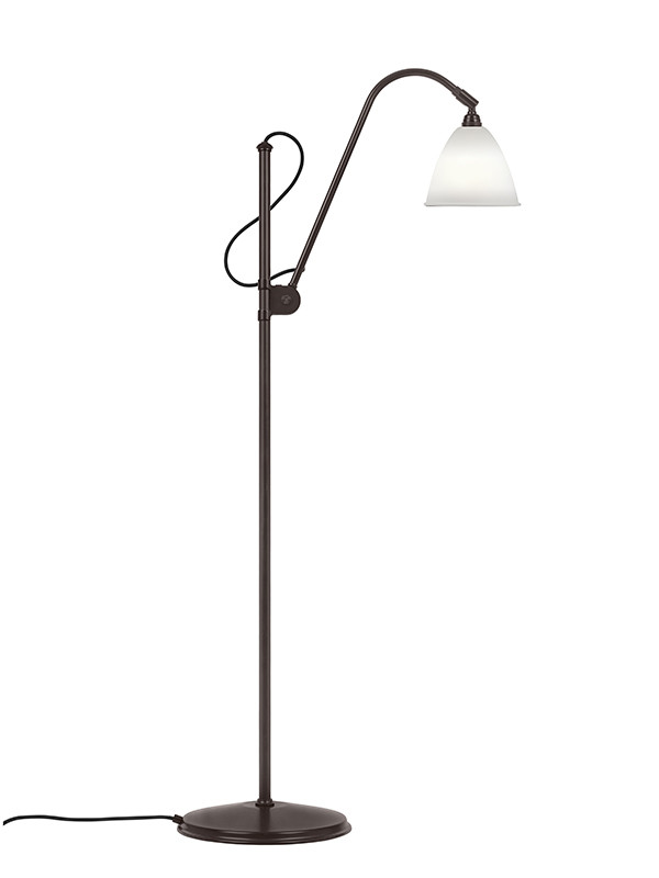 Bestlite BL3S Gulvlampe fra GUBI (Porcelæn / Black Brass)