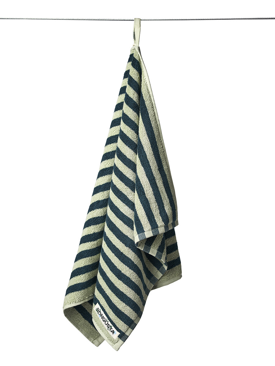 Billede af Naram towel - Sea foam & Deep teal fra Bongusta (50 x 80 cm)