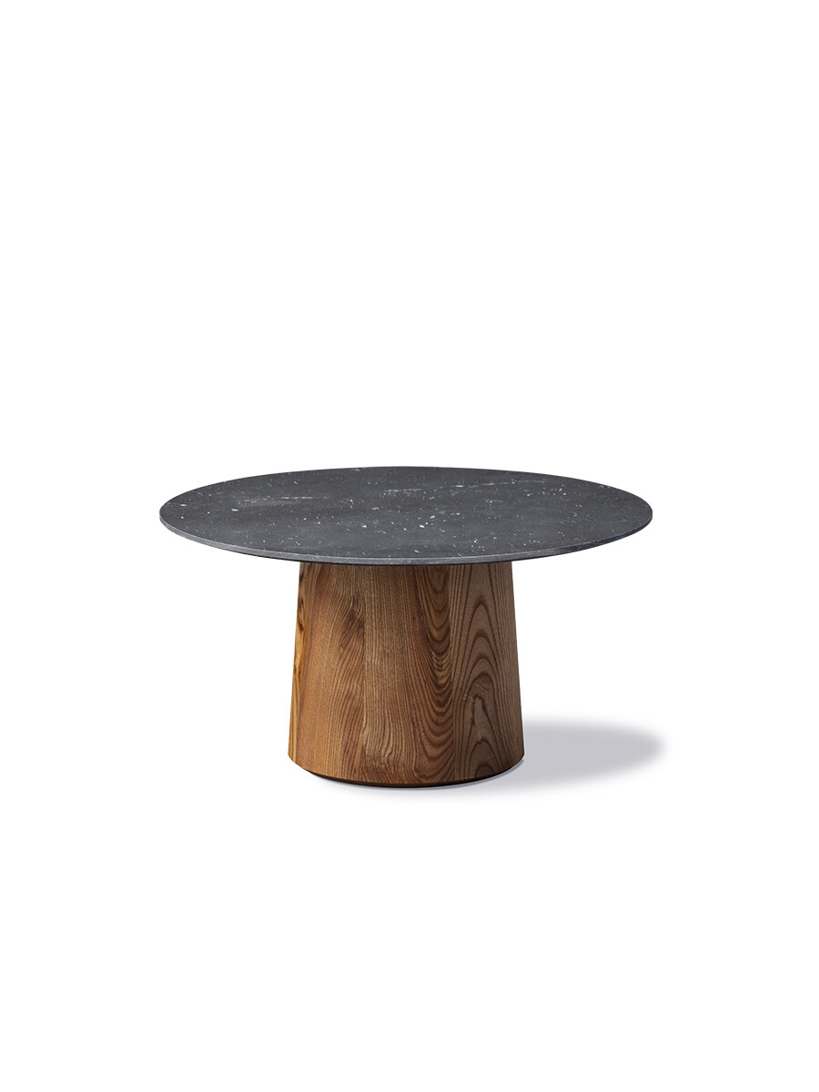 Niveau Coffee Table Ø 61 cm fra Fredericia Furniture  (Black Marquina)
