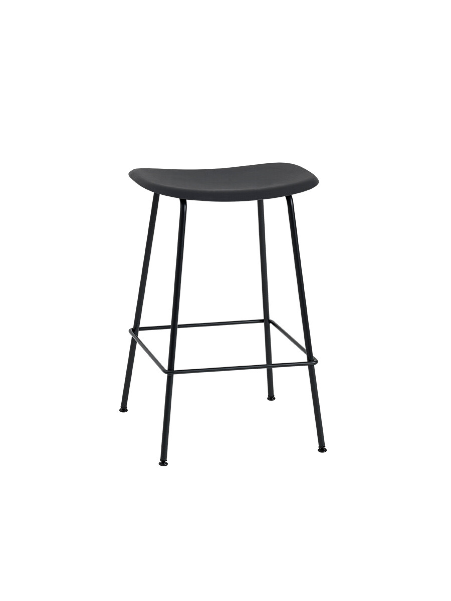 Fiber Counter stool fra Muuto (Lille, Black/ black)