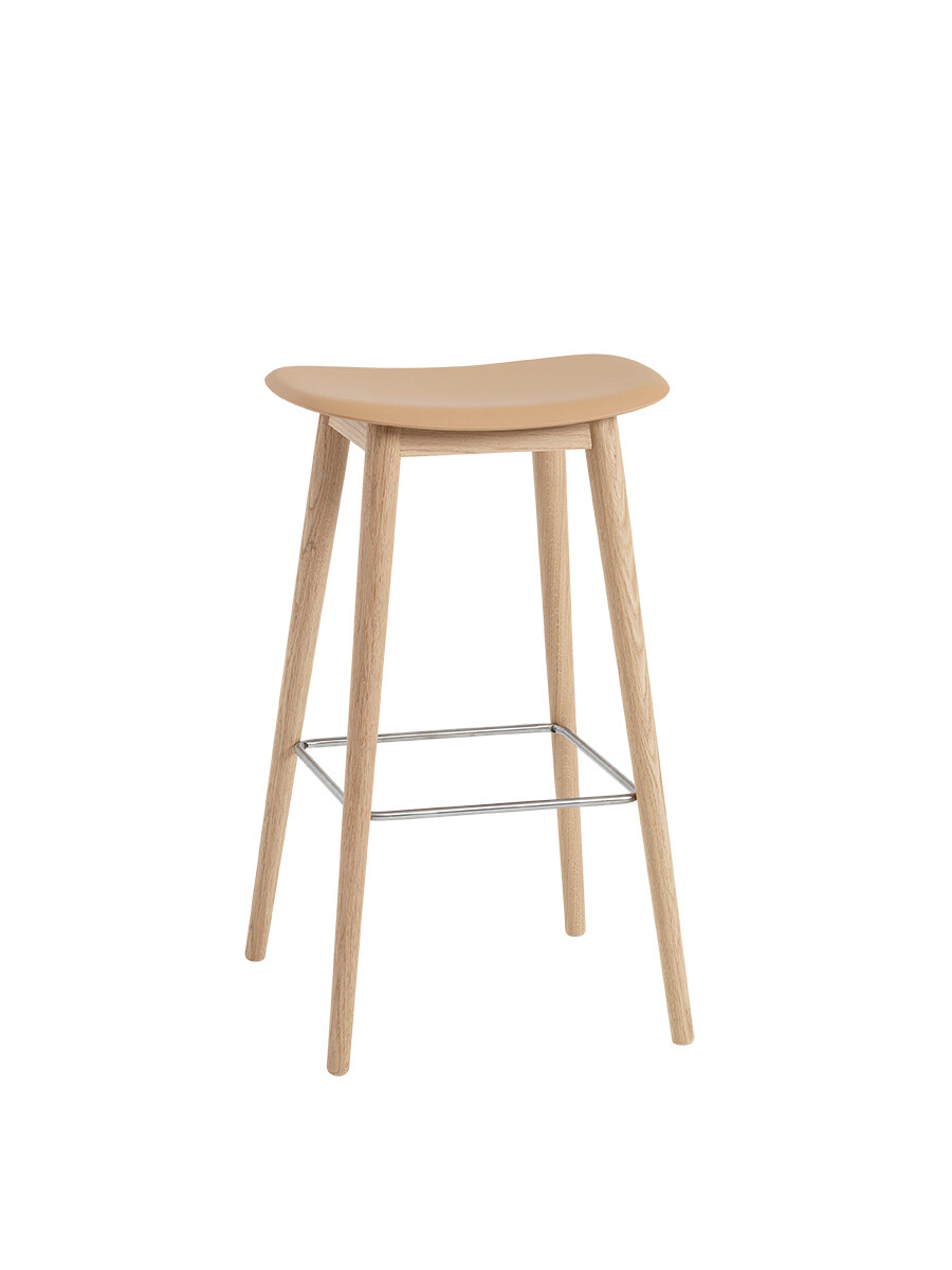 Fiber Bar Stool Wood fra Muuto (Stor, Ochre/ oak base)