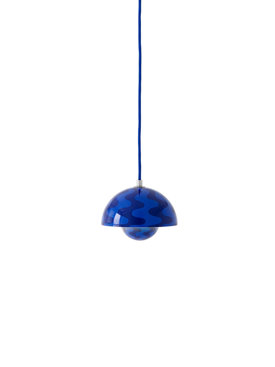 Flowerpot VP10 Pendel af Verner Panton (Cobalt Blue & Twilight Blue Pattern)