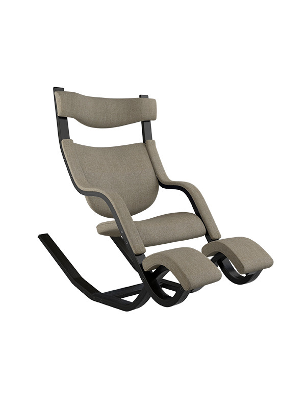 Gravity Balans Lænestol, sort ask fra Variér (Hallingdal, Mixed brown HAL270)