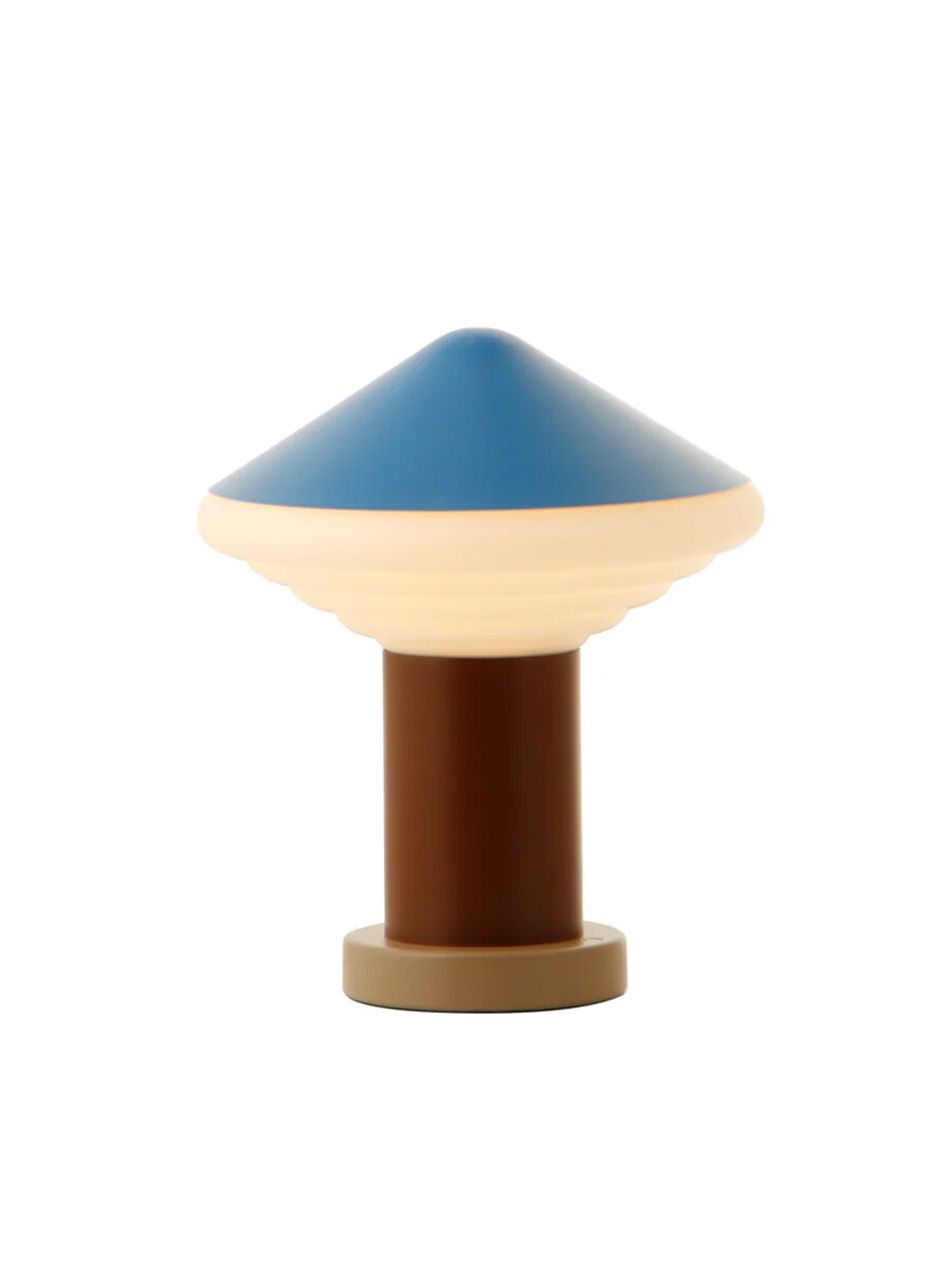 Whipped Portable Table Lamp, sky blue fra LEO Objects