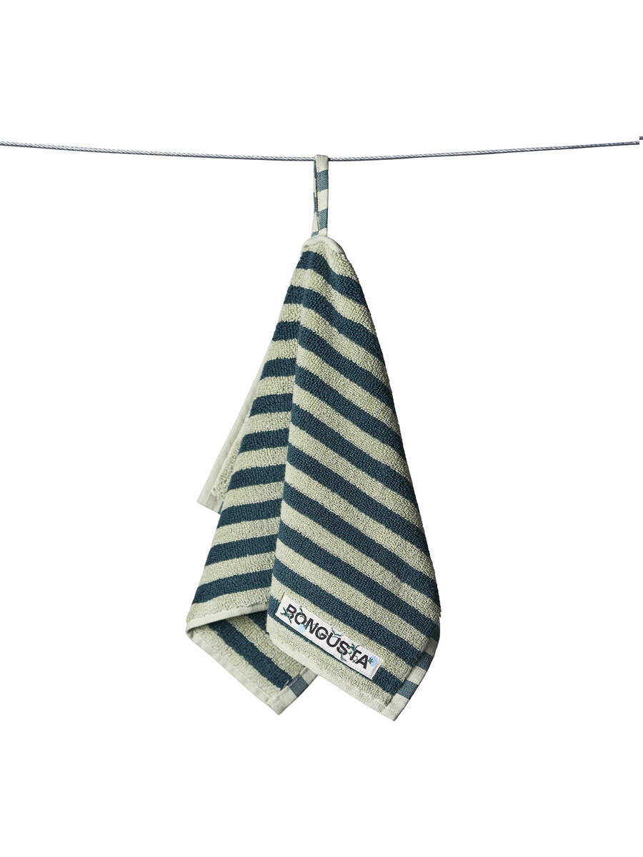 Billede af Naram towel - Sea foam & Deep teal fra Bongusta (30 x 50 cm)