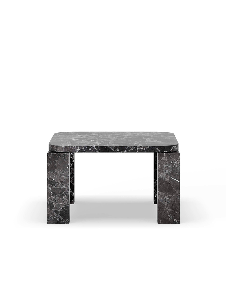 Atlas Sofabord 600x600, Costa Black Marble fra New Works