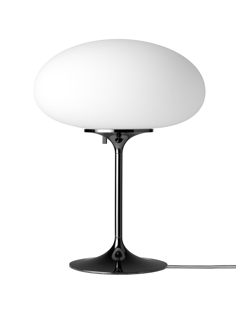 Billede af Stemlite bordlampe fra Gubi (H: 42 cm , Black Chrome)