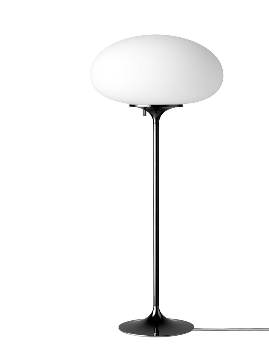 Billede af Stemlite bordlampe fra Gubi (H: 70 cm, Black Chrome)