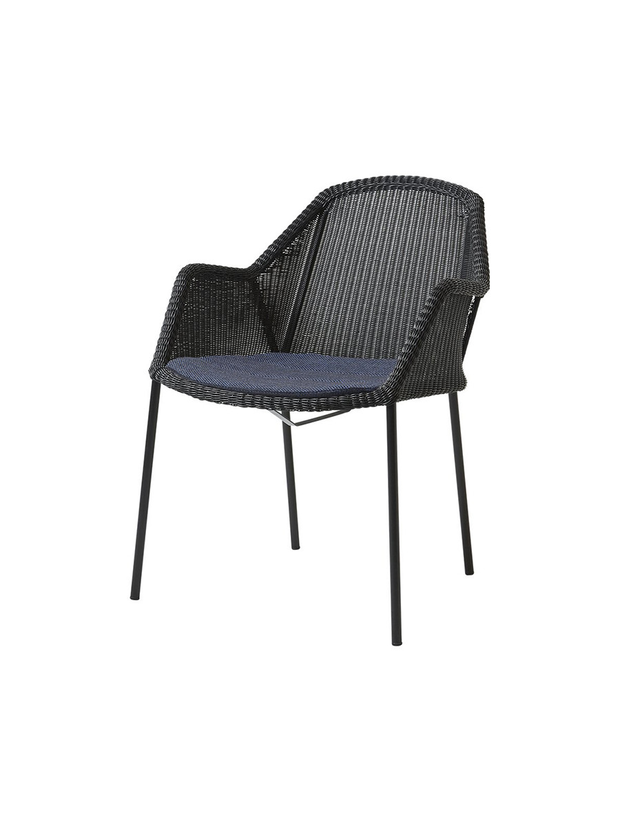 Breeze havestol med armlæn, stabelbar fra Cane-line (Black, Dark blue, Cane-line Limit)