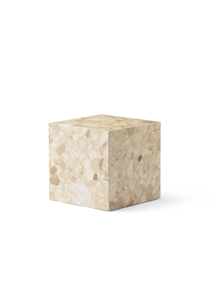 Plinth Cubic Sand Kunis Breccia marmor fra Audo Copenhagen