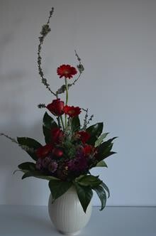 Høj julebuket med lavgrene