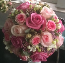 Brudebuket med roser