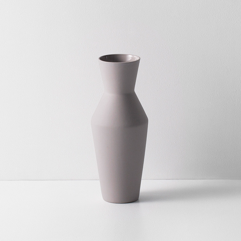 Ferm Living Ferm Living Sculpt Vase Corset Grey Gaveideer Til Enhver Anledning