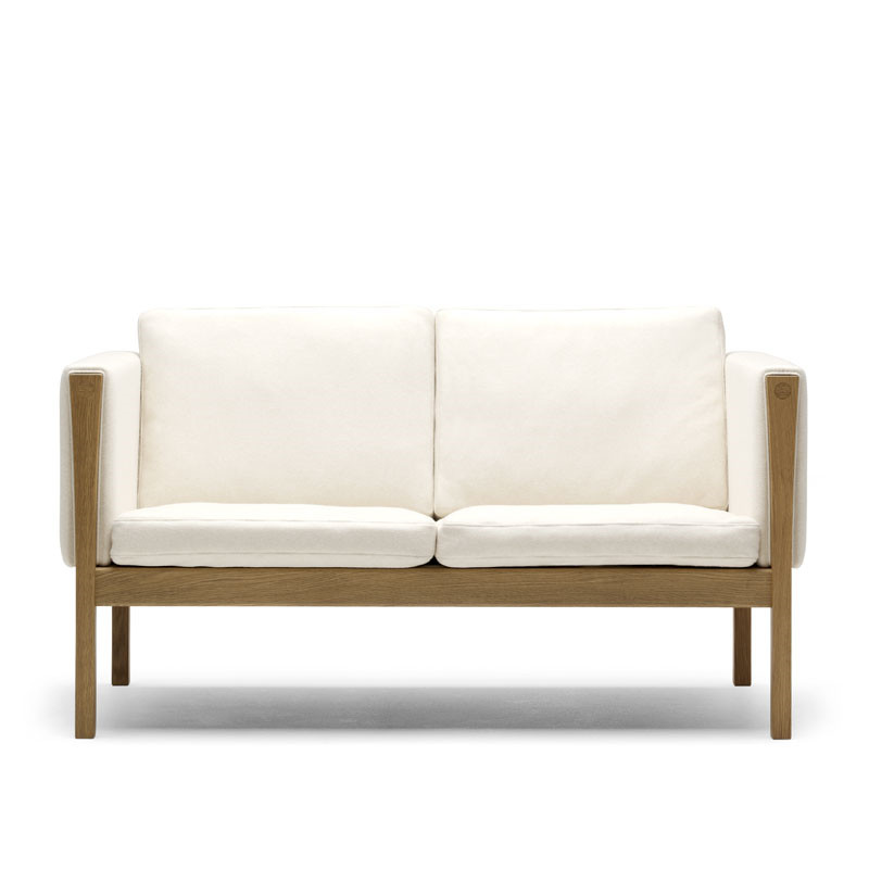 Carl Hansen Ch162 2-Pers Sofa