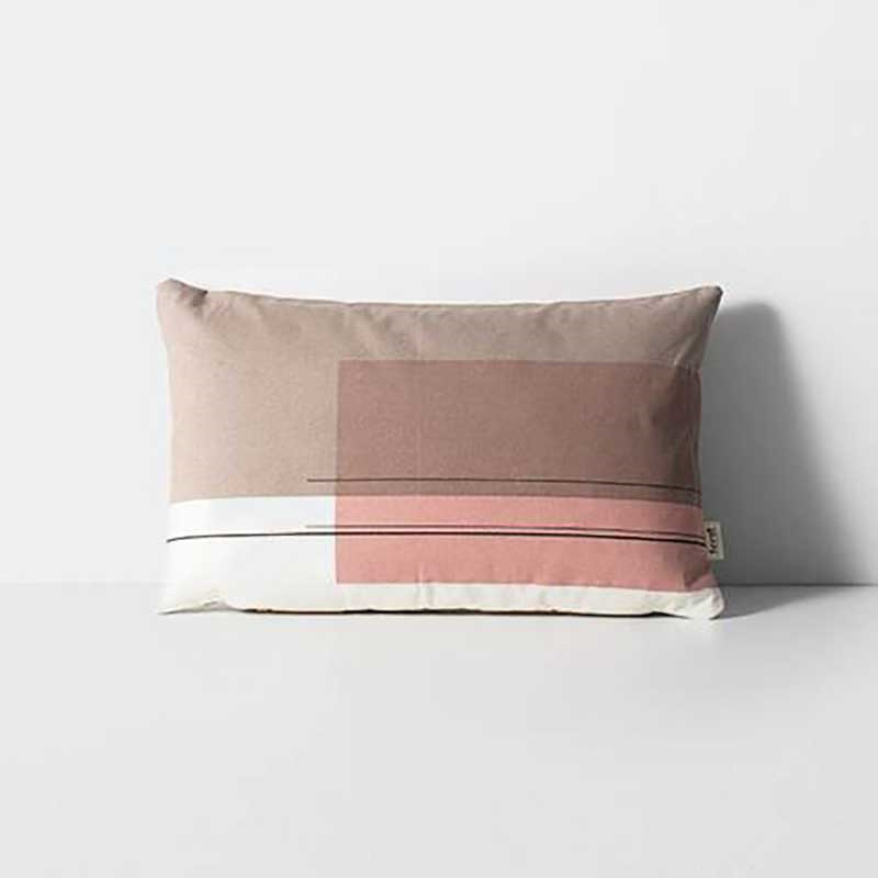Ferm Living Ferm Living Colour Block Cushion Small 4 Gaveideer Til Enhver Anledning