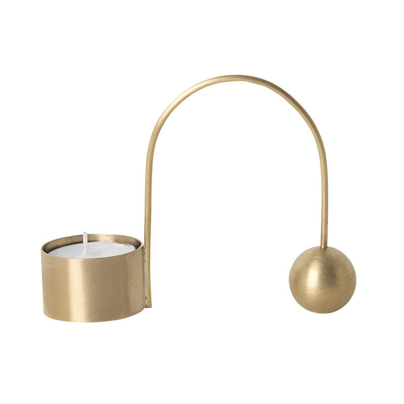 Ferm Living Balance Tealight Holder Brass Gaveideer Til Enhver Anledning