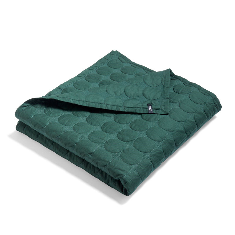 Hay Mega Dot Bed Cover Dark Green 235 X 245 Cm Tilbud