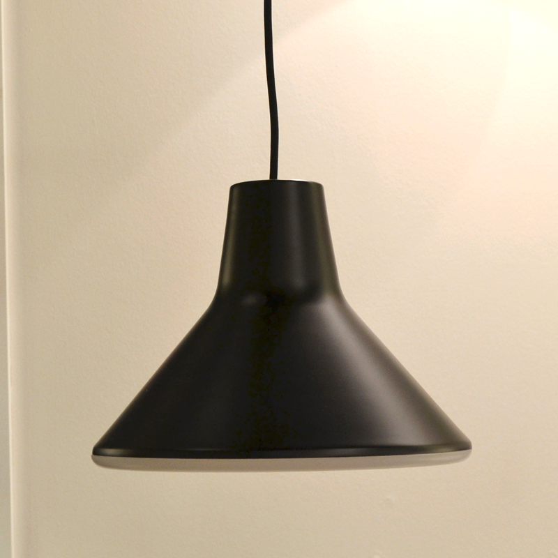 Livingshop Luceplan Archetype Black Udstillingsmodel Efterårstilbud Livingshop Luceplan Archetype Black Udstillingsmodel Efterårstilbud