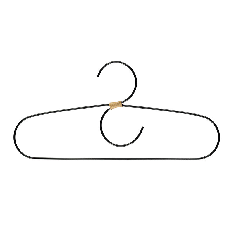 Oyoy Fuku Hanger Black Nyheder Til Boligindretning