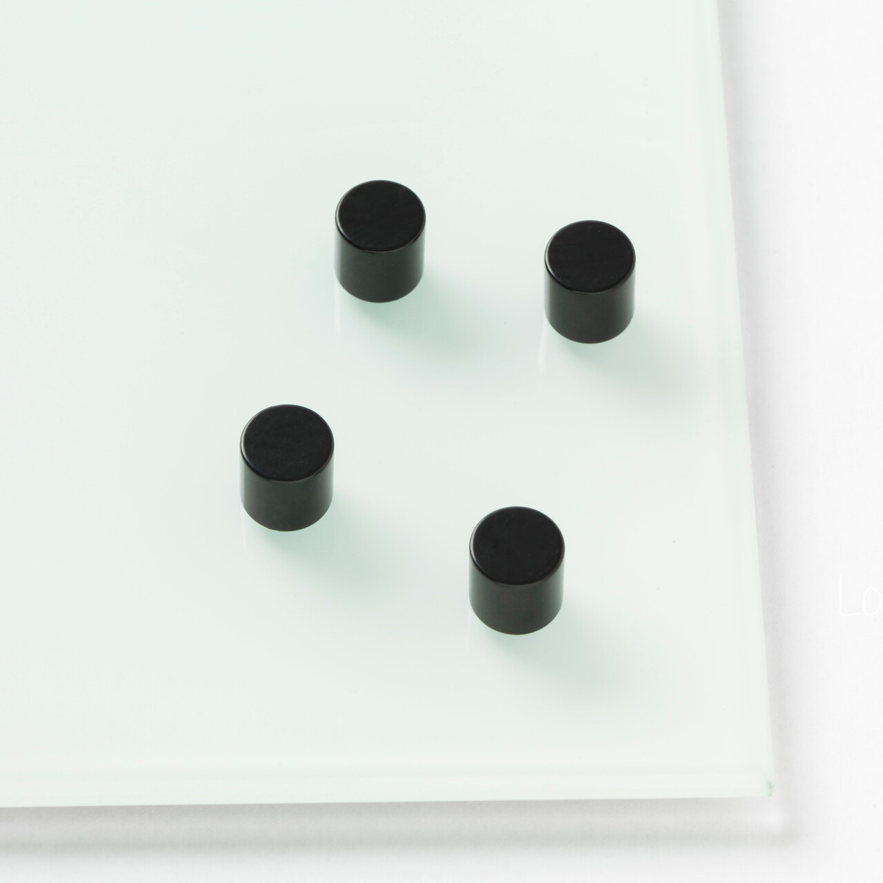 Naga magneter Cylinder ø1x1cm. super strong sort billede