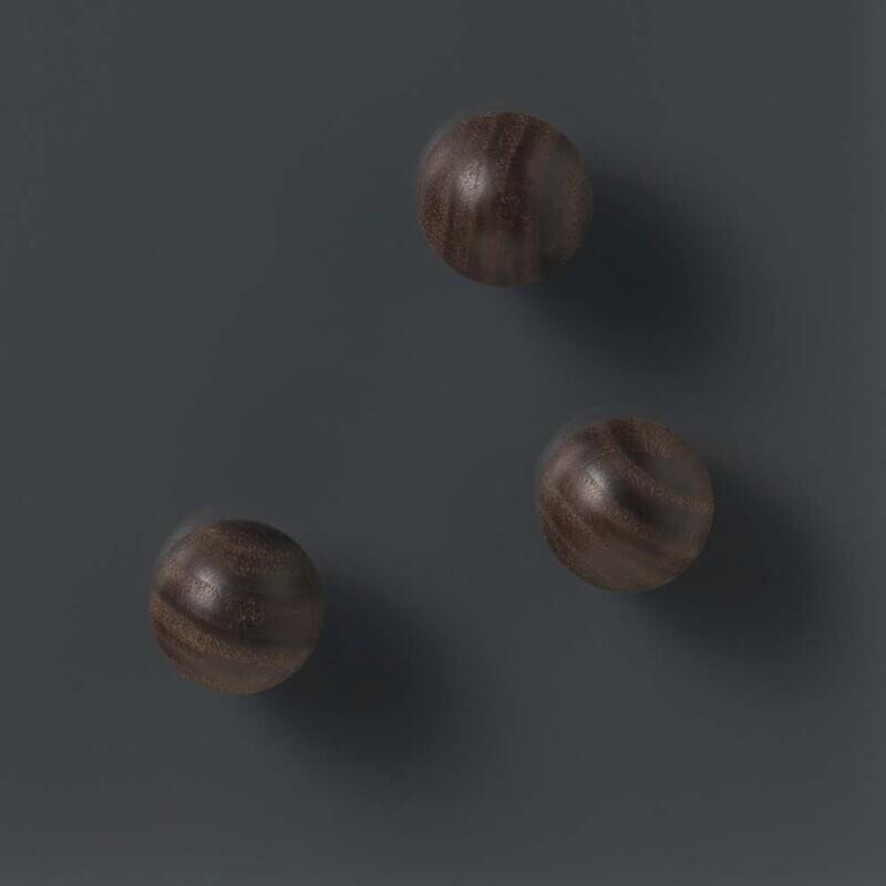 Magnet Naga rund valnød 2 cm 3 stk.