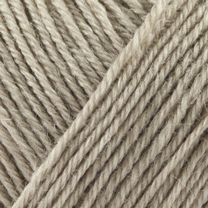 Nettle Sock Yarn, sand