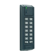 Forbikobler/Kodetastatur SL2000E.  - Stand alone kodetastatur.  - Tre LED dioder. - Buzzer.  - Beregnet til udvendig montering. IP 65 tæt. - 55 brugerkoder - En Masterkode - En relæudgang - En transisterudgang. To indgange