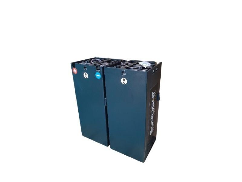 Batteri 230Ah/24V/2 trays of  291x207x585 <br />Drift - KOMPLET BATTERI - FM