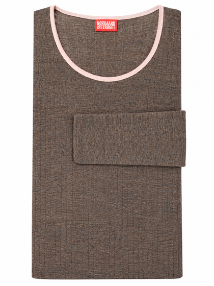 NØRGAARD T-SHIRT, 101 ULD BROWN/ROSA