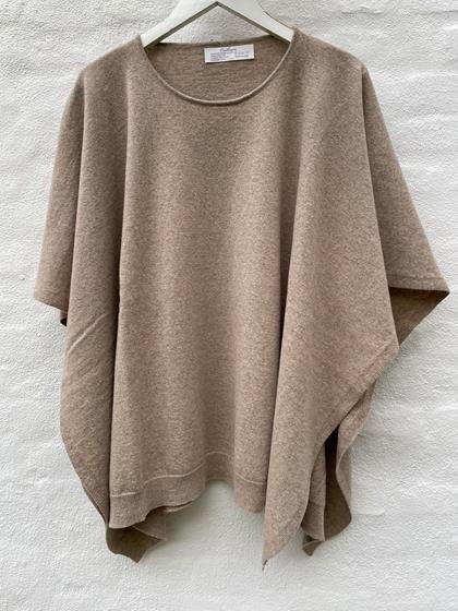 MATHLAU PONCHO, 404 BEIGE