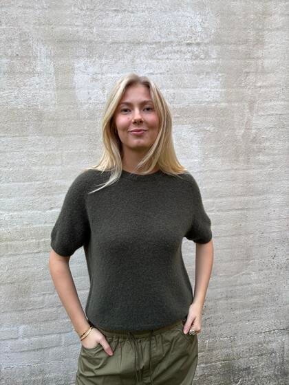 BY LUND STRIK, GRETHE ARMY